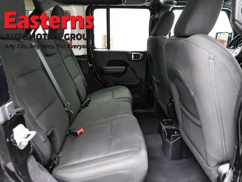 Used 2018 Jeep Wrangler Unlimited Sport S image 25