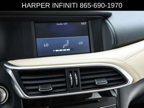 Used 2018 INFINITI QX30 AWD image 26