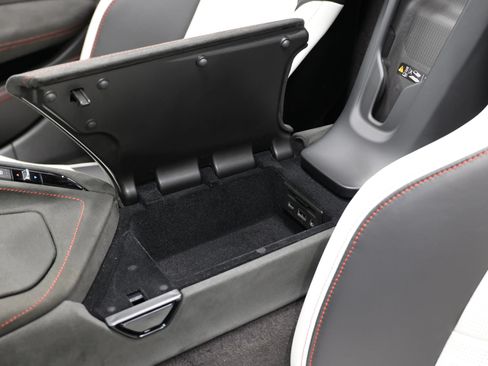 Used 2023 Chevrolet Corvette Stingray Premium Cpe w/ Z51 Performance Package RWD image 23