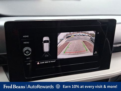 Certified 2025 Volkswagen Taos S AWD/4WD image 18
