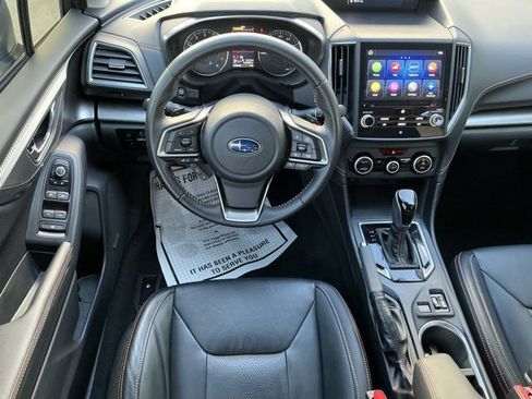 Used 2022 Subaru Crosstrek 2.5i Limited w/ Moonroof Package 2 image 12