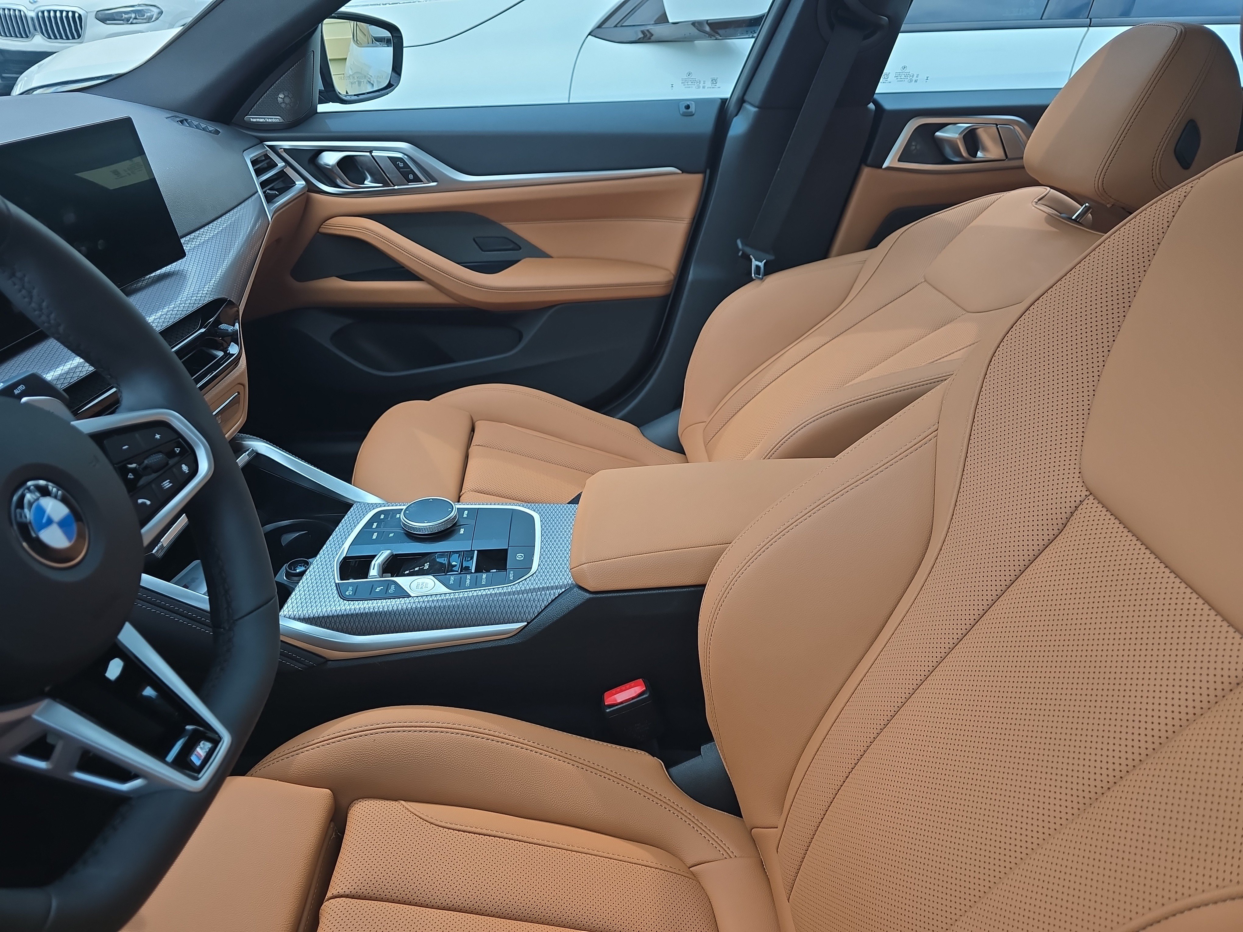 Used 2026 BMW 430i w/ M Sport Package RWD image 4