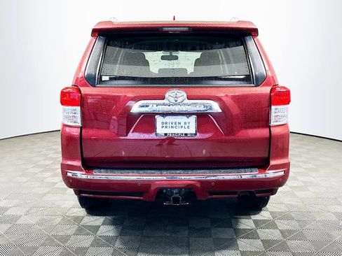 Used 2013 Toyota 4Runner SR5 RWD image 8