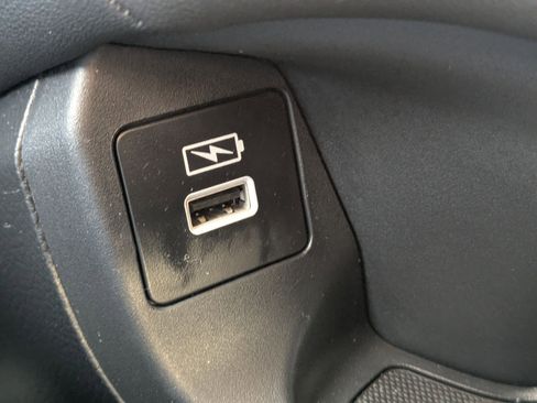 Used 2023 Honda HR-V LX image 19