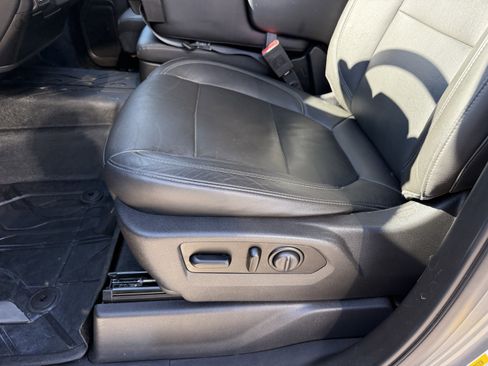 Used 2020 Chevrolet Silverado 1500 LT w/ Texas Edition image 26