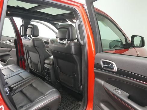 Used 2018 Jeep Grand Cherokee Trailhawk w/ Trailhawk Luxury Group image 30