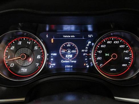 Used 2022 Dodge Charger Scat Pack image 11