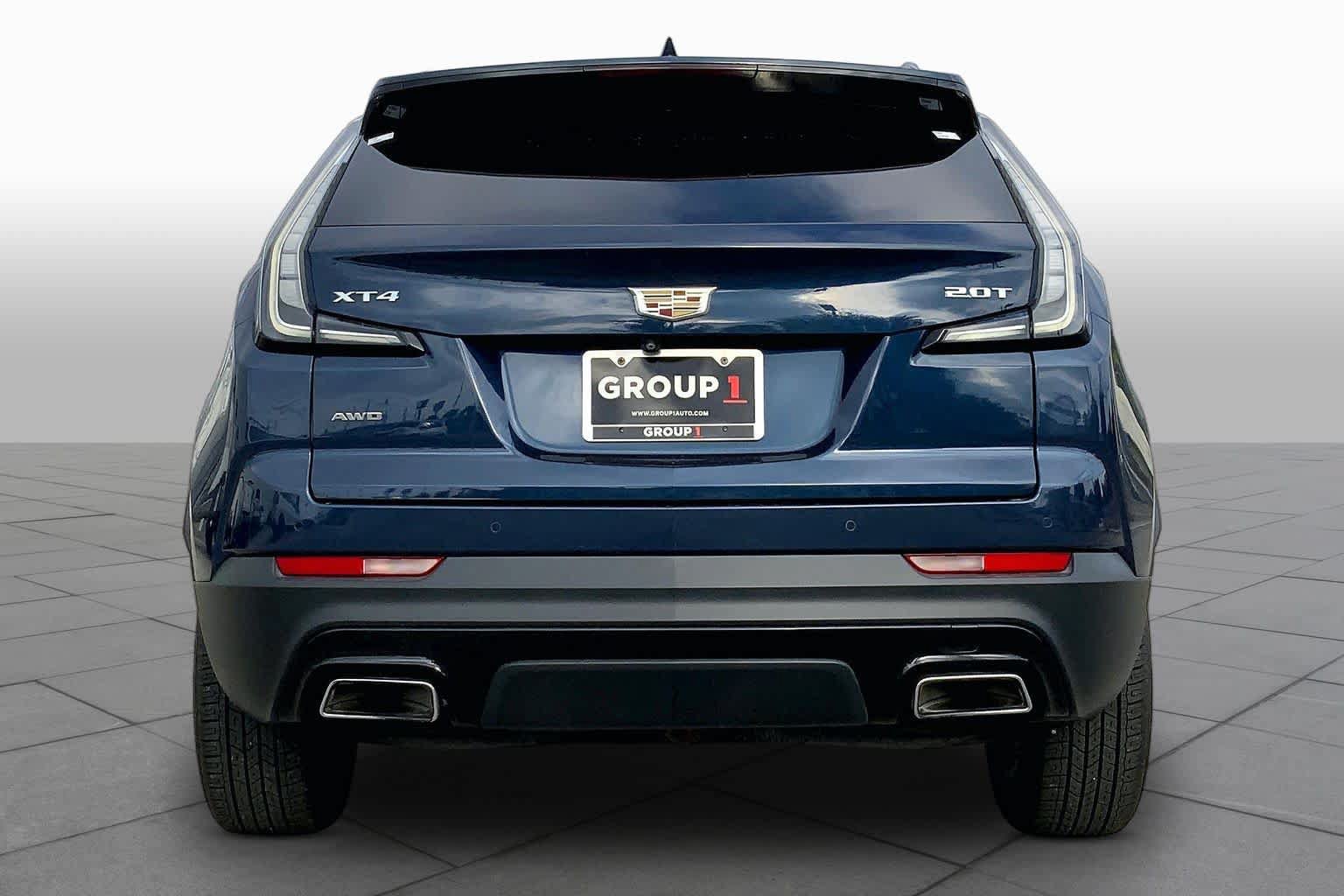 Used 2019 Cadillac XT4 Sport w/ Cold Weather Package AWD/4WD image 9