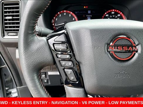 Used 2024 Nissan Frontier PRO-4X w/ Technology Package AWD/4WD image 12