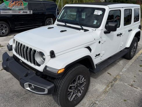 Used 2025 Jeep Wrangler Sahara w/ Safety Group image 1