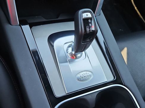 Used 2023 Land Rover Discovery Sport S R-Dynamic image 33