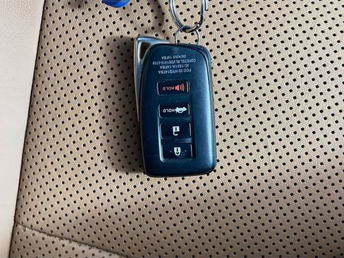 Used 2019 Lexus GS 350 F Sport image 32