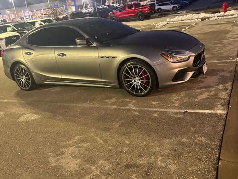 Used 2018 Maserati Ghibli S GranSport Q4 image 2