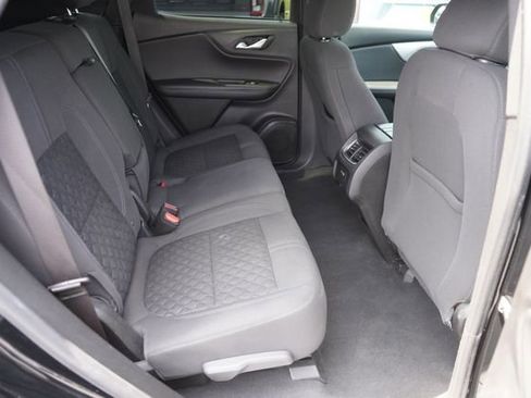 Used 2022 Chevrolet Blazer LT FWD image 15