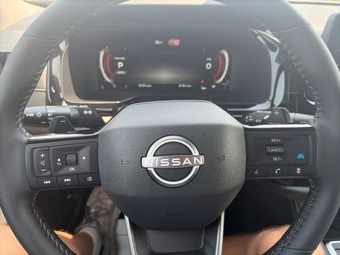 Used 2026 Nissan Pathfinder SL AWD/4WD image 21