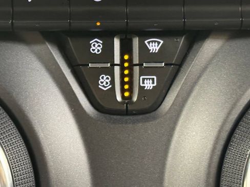 Used 2022 Chevrolet Blazer LT AWD/4WD image 46