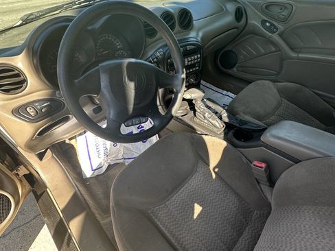 Used 2002 Pontiac Grand Am SE FWD image 5