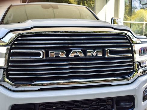 Used 2024 RAM 2500 Laramie w/ Safety Group image 9