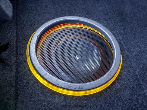 Used 2018 Dodge Challenger SRT Hellcat image 89