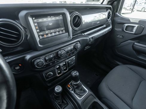 Used 2021 Jeep Wrangler Unlimited Sport image 10