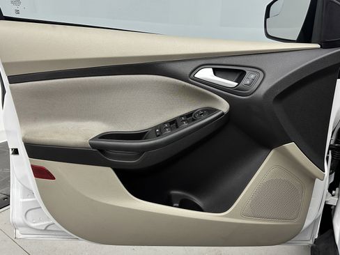 Used 2018 Ford Focus SE image 10