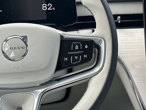 New 2025 Volvo EX90 Ultra w/ Protection Package Premier image 9