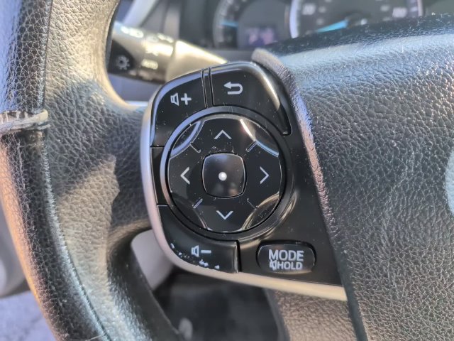 Used 2014 Toyota Camry LE FWD image 16