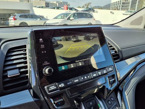 Used 2023 Honda Odyssey Elite image 23