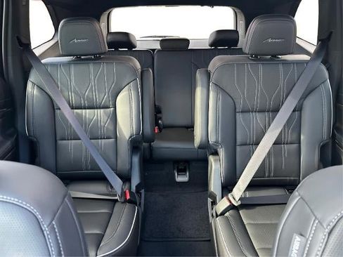 New 2026 Buick Enclave Avenir w/ Super Cruise Package image 23