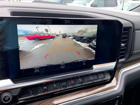 Used 2022 Chevrolet Silverado 1500 LT Trail Boss w/ Convenience Package II image 28