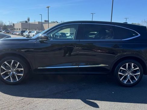 Used 2023 Acura MDX SH-AWD w/ Technology Package image 4