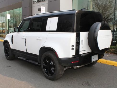 New 2026 Land Rover Defender 110 S image 10