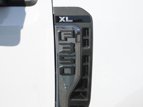 Used 2024 Ford F350 XL w/ XL Chrome Package image 24