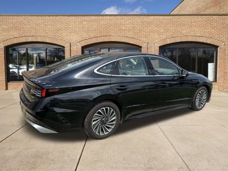Certified 2025 Hyundai Sonata SEL FWD video 3