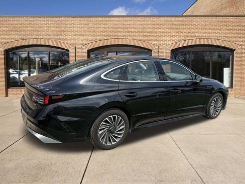 Certified 2025 Hyundai Sonata SEL FWD image 3