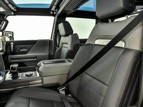 New 2025 GMC Hummer EV 3X image 9