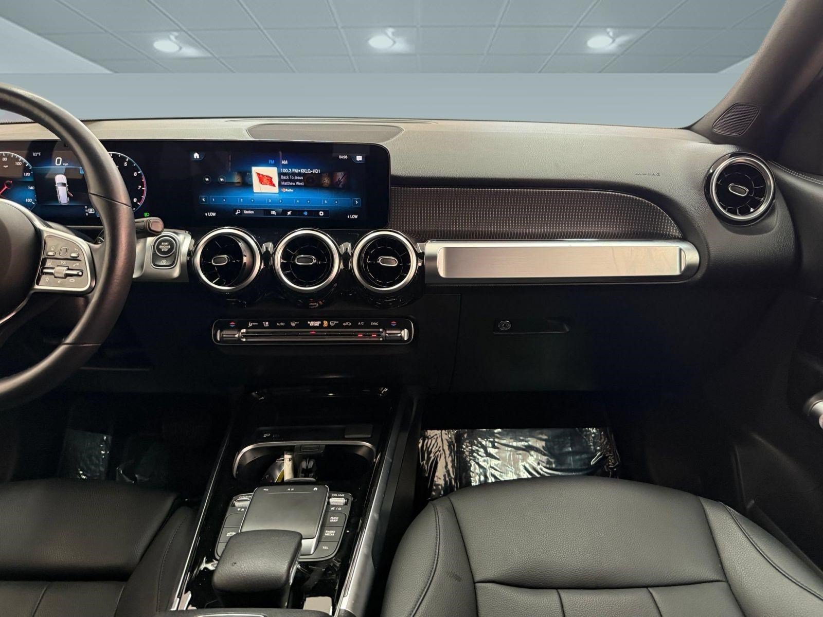 Used 2022 Mercedes-Benz GLB 250 image 30