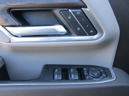 New 2026 GMC Sierra 2500 SLT w/ SLT Premium Package image 36