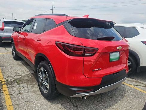 Used 2023 Chevrolet Blazer LT w/ Convenience Package FWD image 2