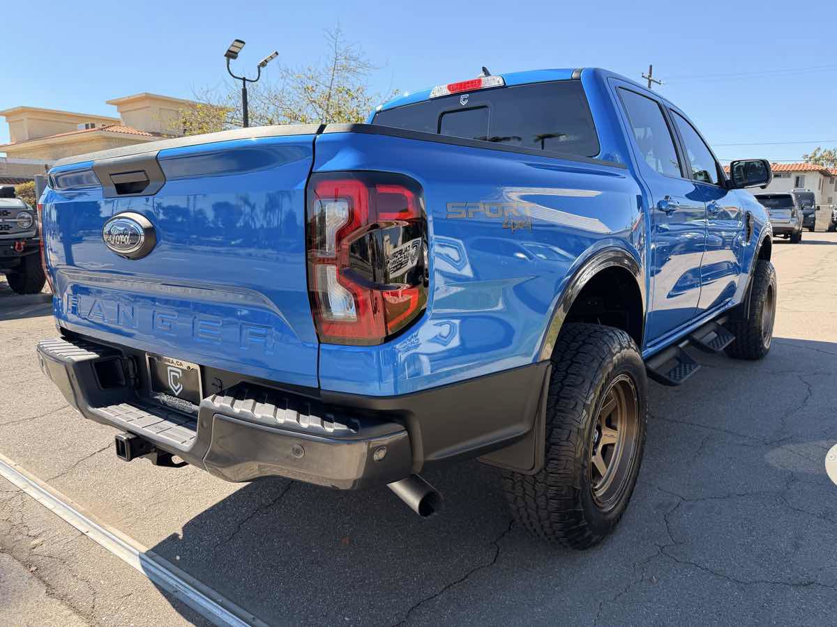 Used 2024 Ford Ranger Lariat w/ Trailer Tow Package AWD/4WD image 8