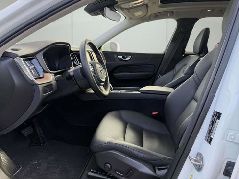 Used 2023 Volvo XC60 B5 Plus w/ Climate Package image 15