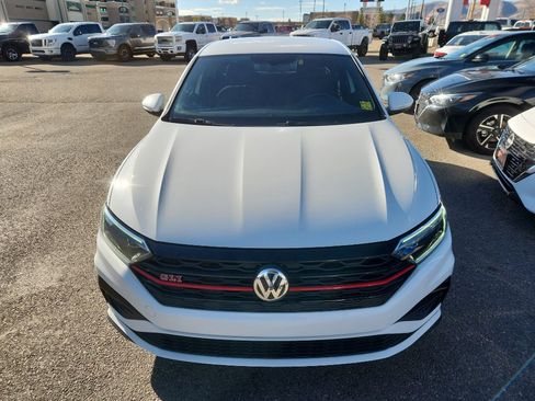 Used 2021 Volkswagen Jetta GLI image 8
