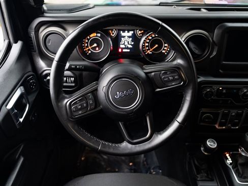 Used 2022 Jeep Wrangler Unlimited Sport image 11