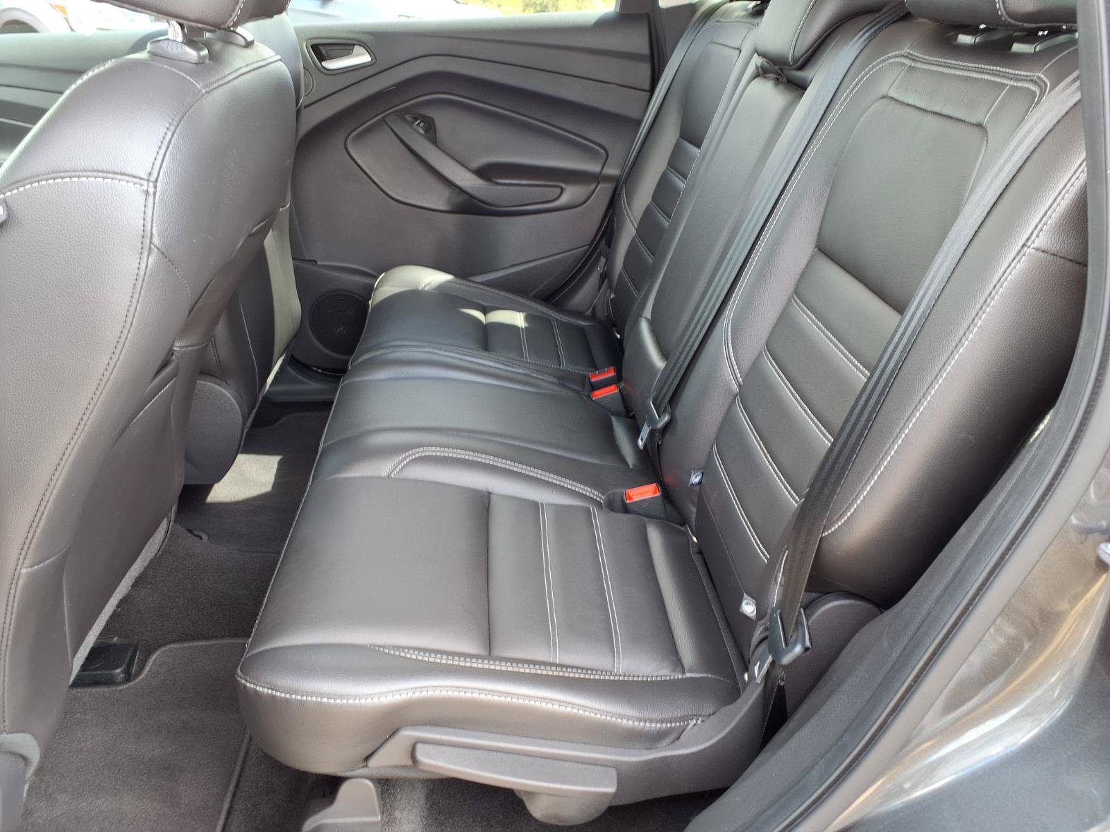 Used 2017 Ford Escape Titanium FWD image 11
