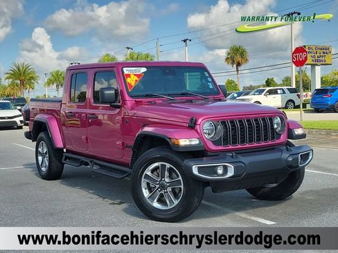Used 2024 Jeep Gladiator Sport w/ Premium Package AWD/4WD image 1