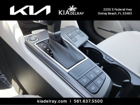 New 2026 Kia Sportage EX w/ EX Panorama Roof Package FWD image 24
