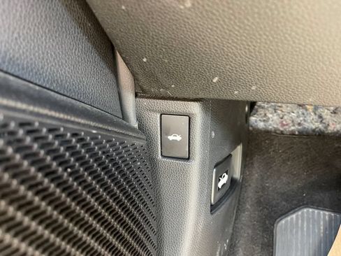 Used 2023 Honda Accord LX image 19