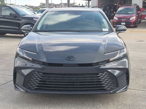 Used 2026 Toyota Camry LE FWD image 5