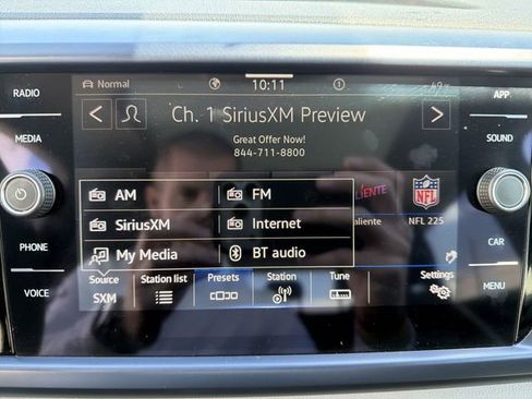 Used 2023 Volkswagen Taos SE AWD/4WD image 18