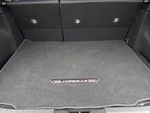 Used 2021 Toyota Corolla SE w/ Carpet Mat Package (TMS) FWD image 16